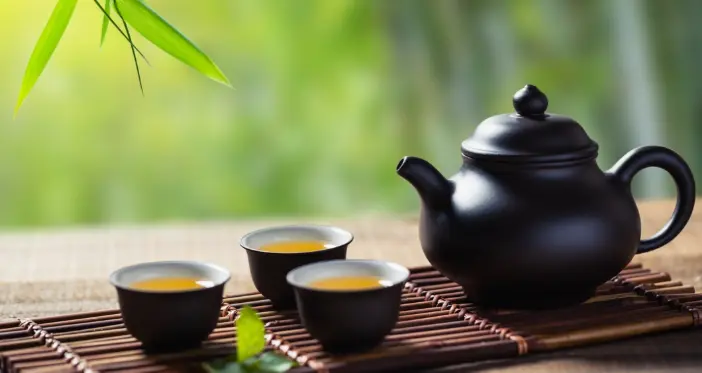 和平饭店爵士酒吧的复古浪漫，为何成为滇池路复古婚纱摄影首选地